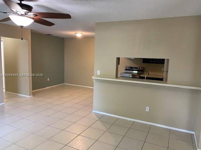 Foto del edificio - 3904 NW Cinnamon Tree Cir