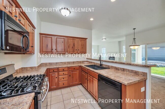 Foto del edificio - 14591 Elysian Way
