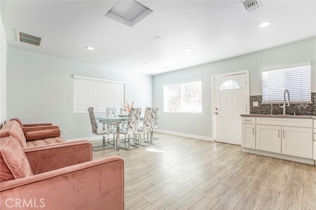 Foto del edificio - 10563 Vinedale St