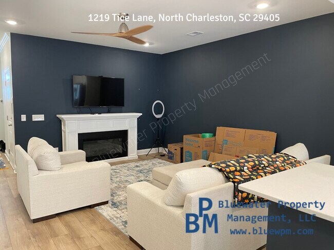 Building Photo - 1219 Tice Ln