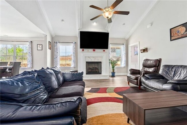 Building Photo - Available Soon!