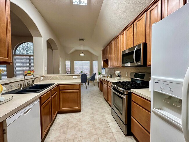 Foto del edificio - 2808 Garner Park Dr