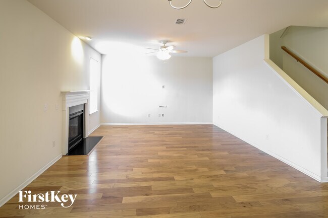 Building Photo - 318 Beachgrass Ln