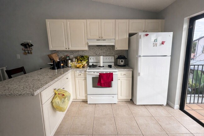 Foto del edificio - 2871 W 76th St