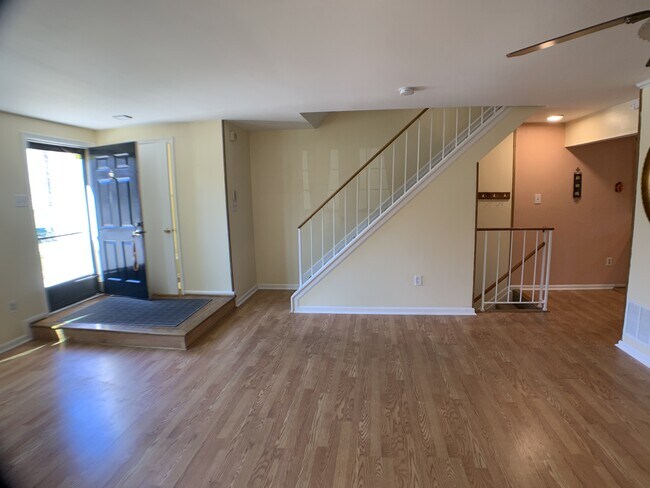 Foto del edificio - 14233 Oakpointe Dr