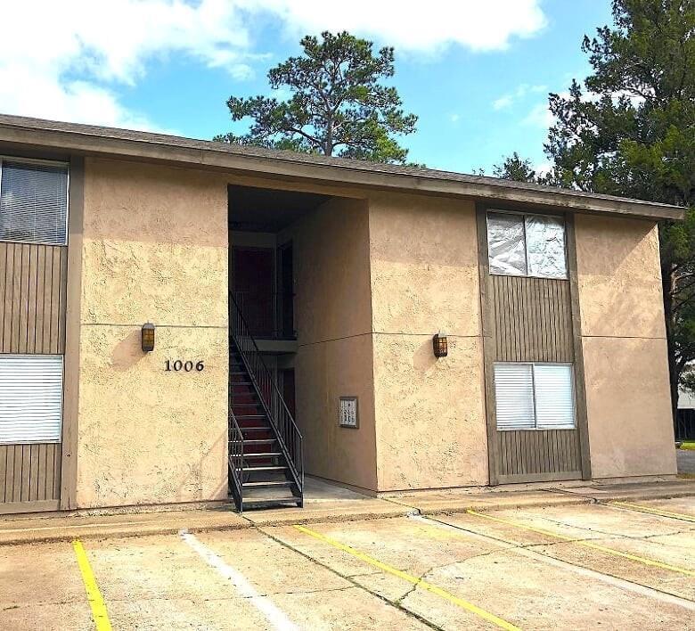 1006 S Houston Ave Unit N, Livingston, TX 77351 Room for Rent in