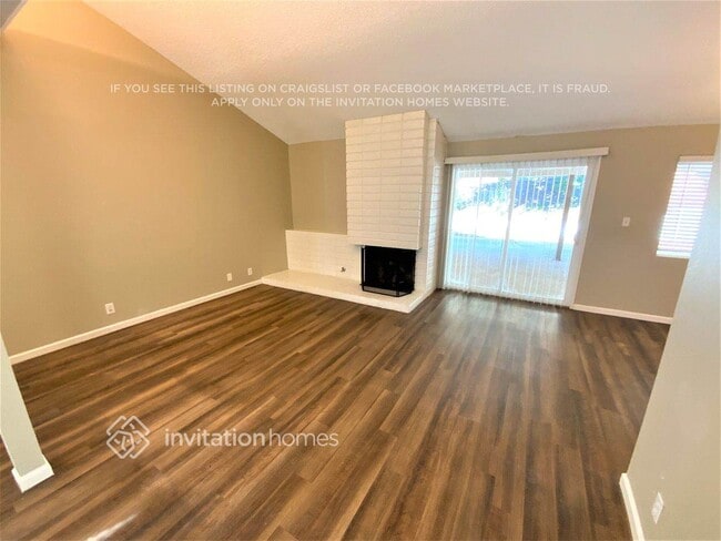 Building Photo - 13427 Almetz St