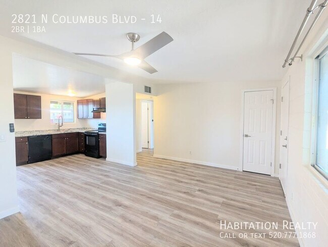Building Photo - Renovated, 2Bed/1Bath w/ Enclosed Patio & ...