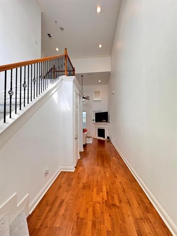 Building Photo - 4406 Honfleur Ct