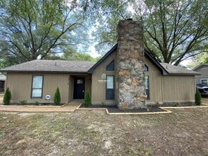 Building Photo - 5818 Port Haven Dr