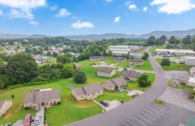 Foto del edificio - 1863 Country Meadows Dr