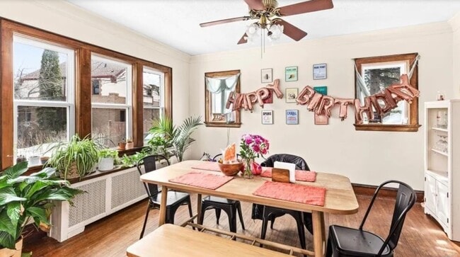 Foto del edificio - 1325 N 19th Ave E