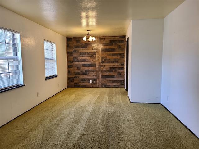 Building Photo - 8902 Vernon Dr