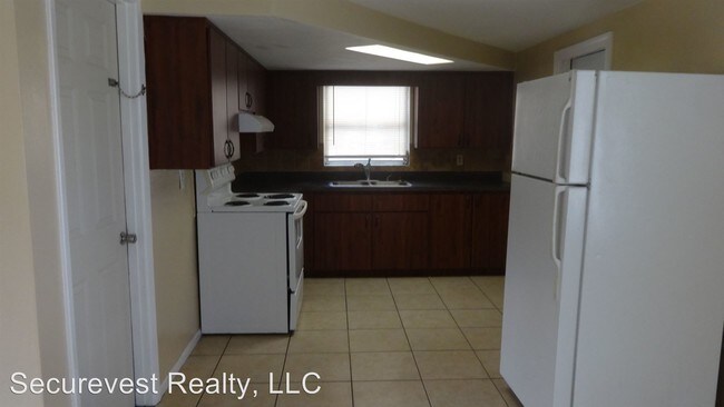 Building Photo - 2 br, 2 bath House - 7231 Parrot Drive