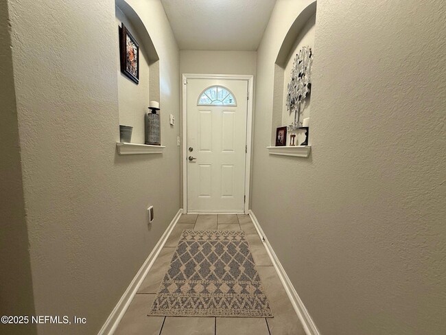 Building Photo - 10200 Belle Rive Blvd