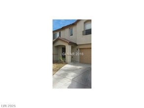 Building Photo - 5855 W Old English Ct