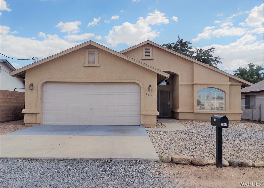2240 Robinson Ave, Kingman, AZ 86401 House Rental in Kingman, AZ