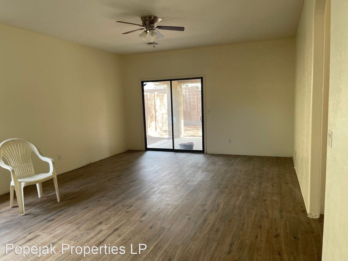 Building Photo - 3 br, 2 bath House - 815 W. Lydia Lane