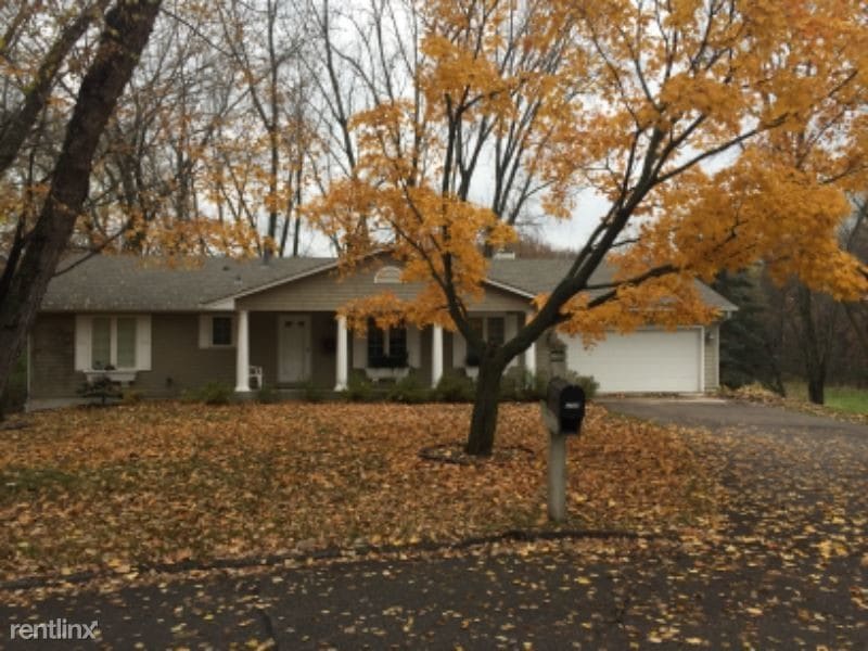 Primary Photo - 2708 Crestwood Cir