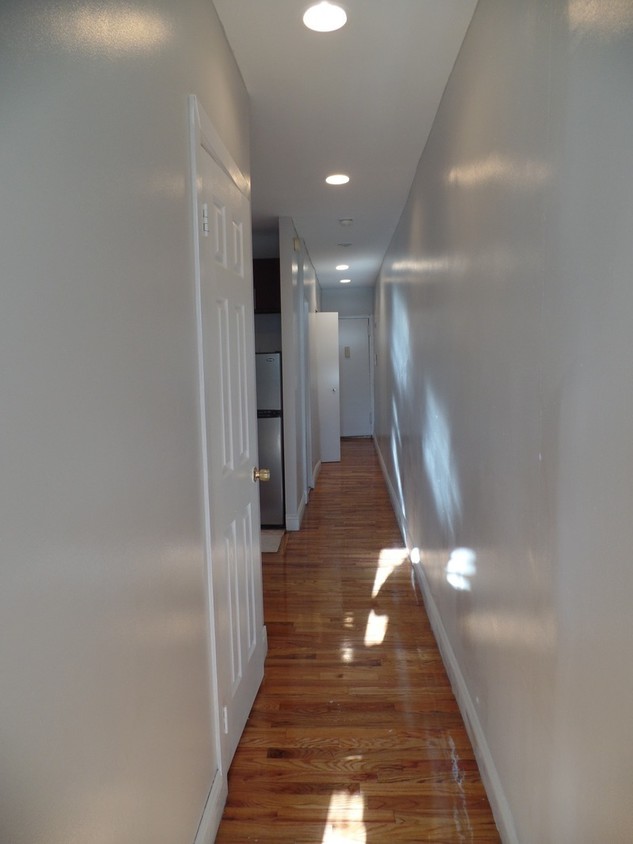 Foto principal - 70 W 109th St