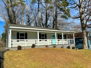 Building Photo - 7416 Newbys Ct