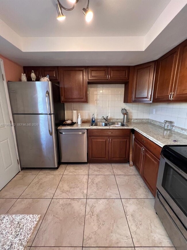 Foto del edificio - 1591 NE Miami Gardens Dr