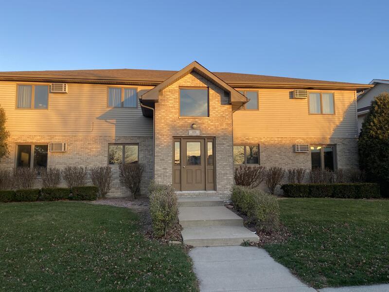 1020 Beauchamp Ave Unit 4, Manteno, IL 60950 Condo for Rent in
