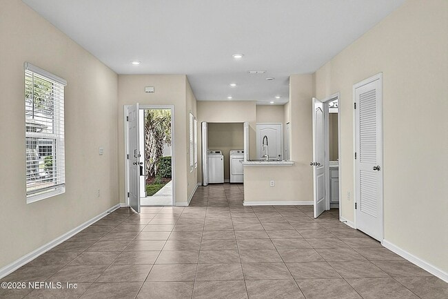 Foto del edificio - 7739 Legacy Trl