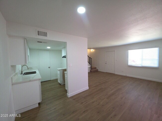 Foto del edificio - 4023 S 44th Way