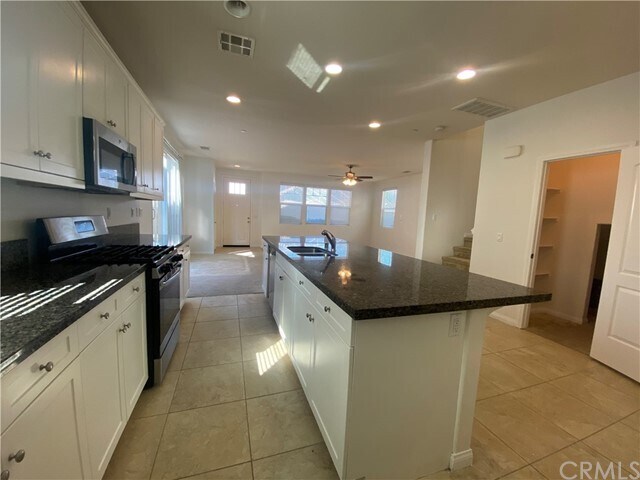 Building Photo - 8622 Stoneside Dr