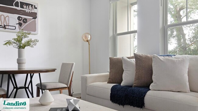 Foto del edificio - 1148 N Main St