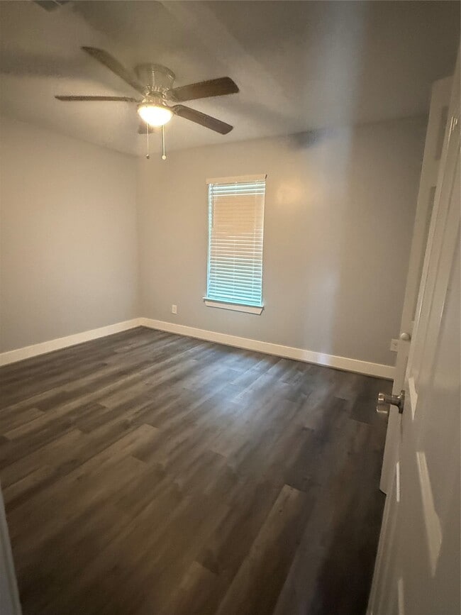 Building Photo - 6712 Eastwood St