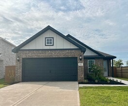 Building Photo - 10811 Hickory Ln