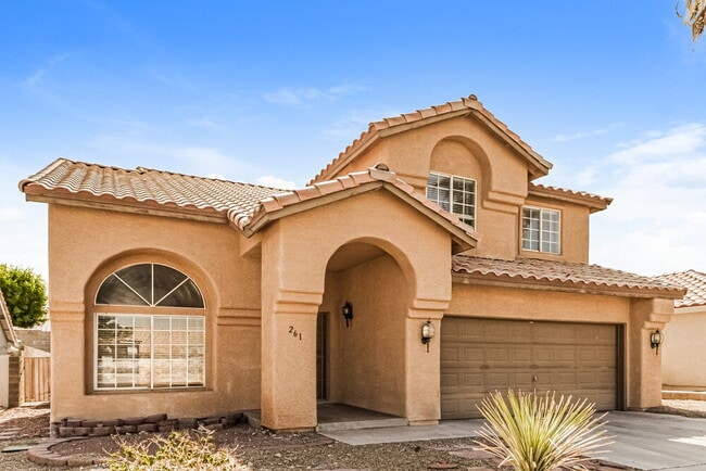 Building Photo - 261 Mariposa Way
