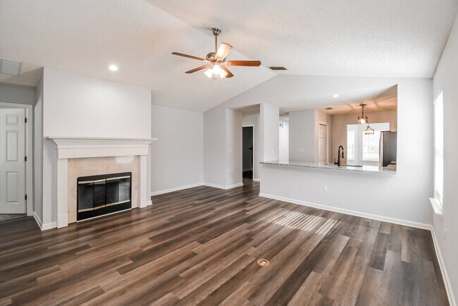 Foto del edificio - 8030 Welbeck Ln