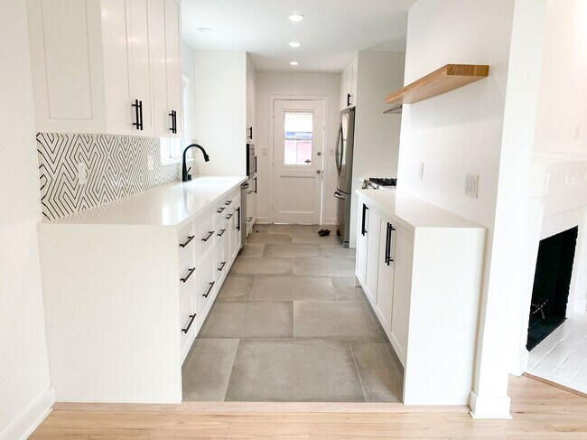 Foto del edificio - 1843 Euclid St