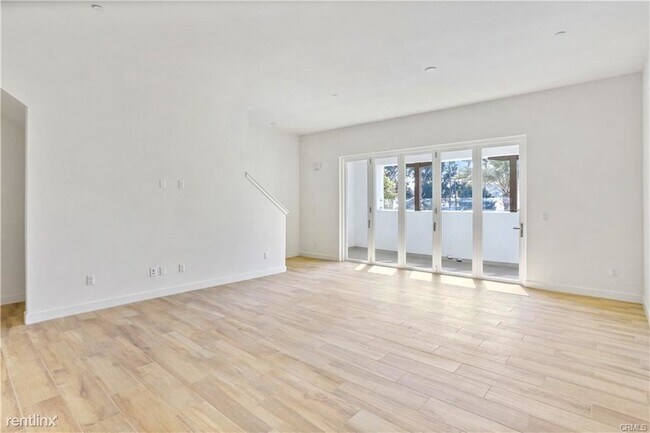 Foto del edificio - 3 br, 3.5 bath Townhome - 3185 Doheny Way