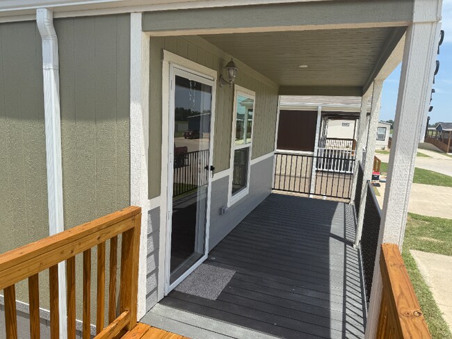 Foto del edificio - 10118 Falvey Lk Ln