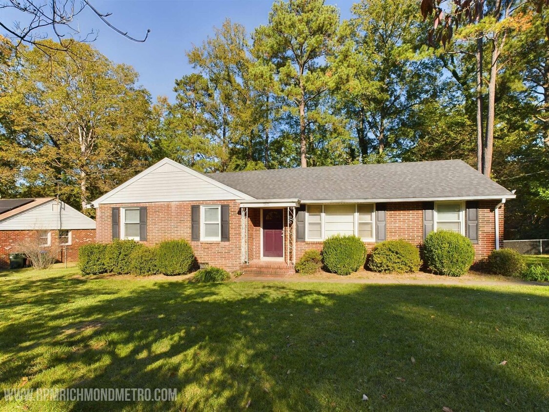 Primary Photo - Wonderful 3 Bedroom Brick Rancher in Westo...