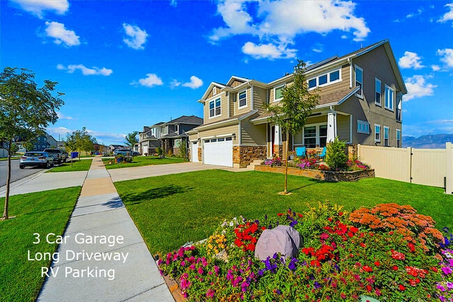 Building Photo - 3368 S Tytus Ln
