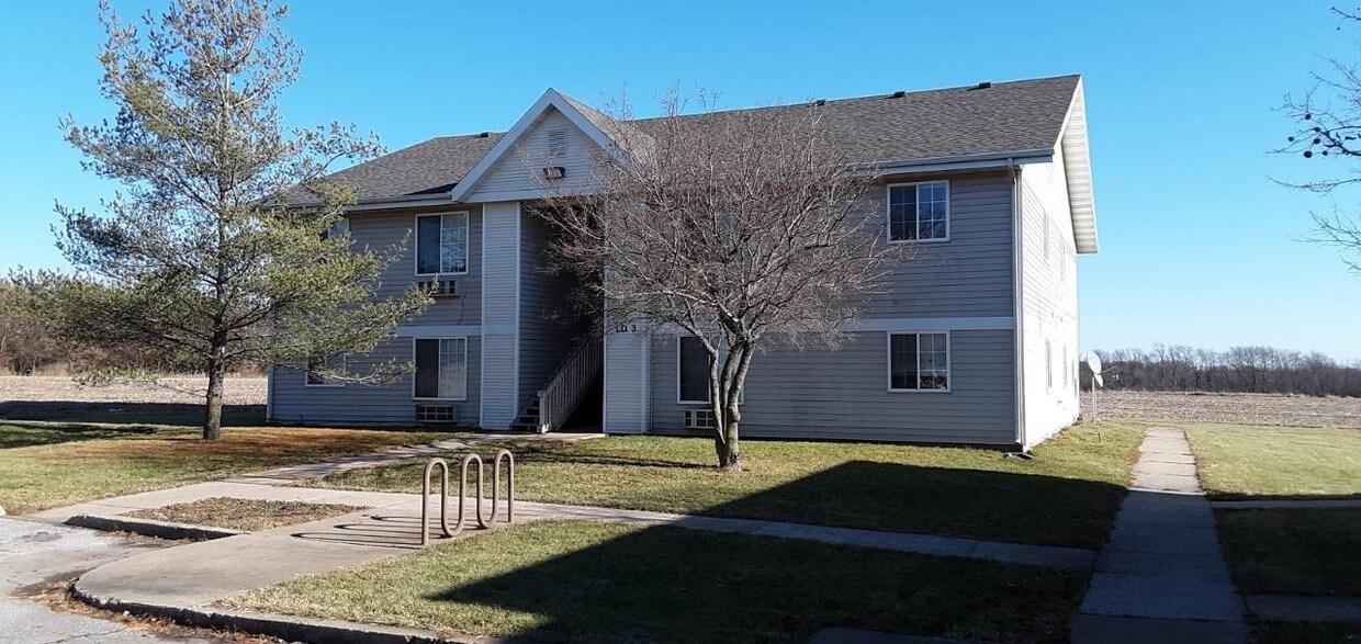 MAPLE PLACE APARTMENTS Apartments in Winfield, IA