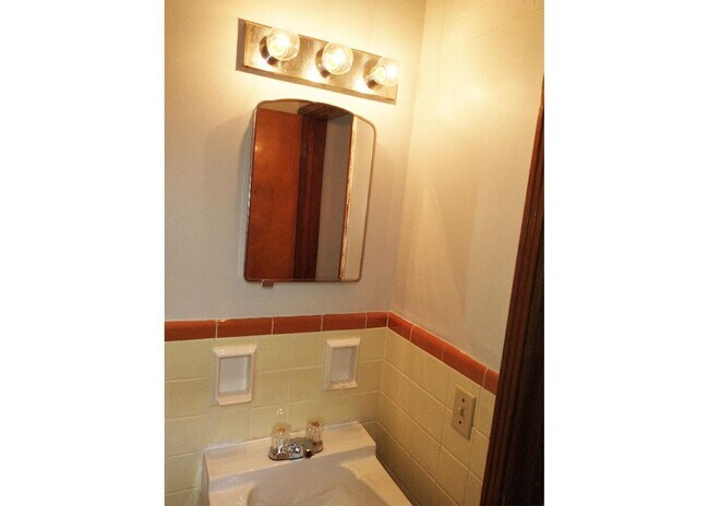 Foto del edificio - 362 Probasco St