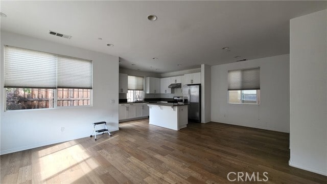 Building Photo - 89 Linden Ln