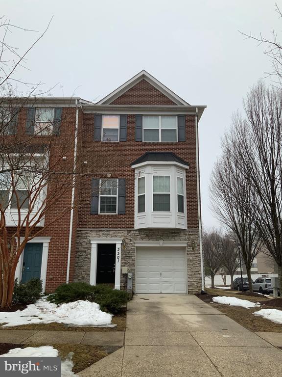 Building Photo - 3301 Castle Ridge Cir