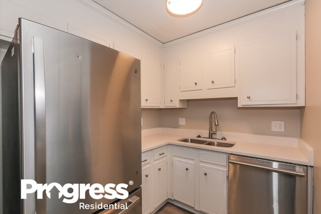 Building Photo - 6535 Andora Dr