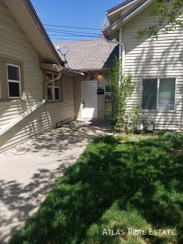 Foto principal - 861 Egbert St