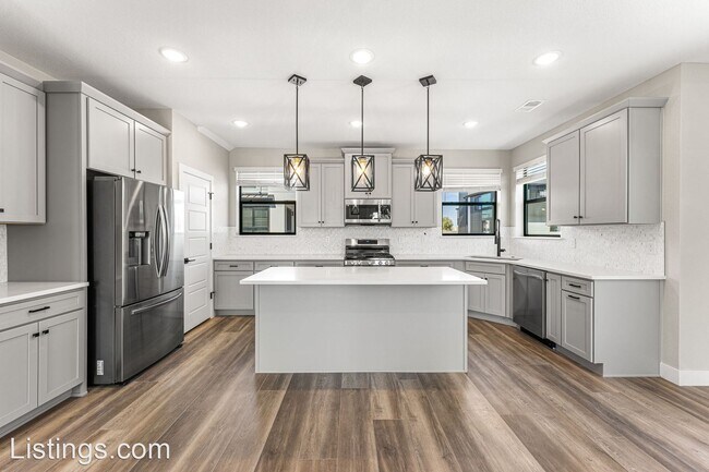 Foto del edificio - 4 br, 4 bath House - 2068 S Holly St #6
