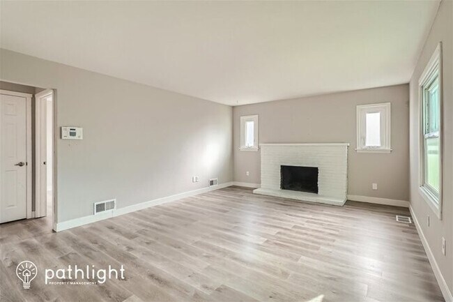 Building Photo - 3135 South 19th Street, Tacoma, WA, 98405