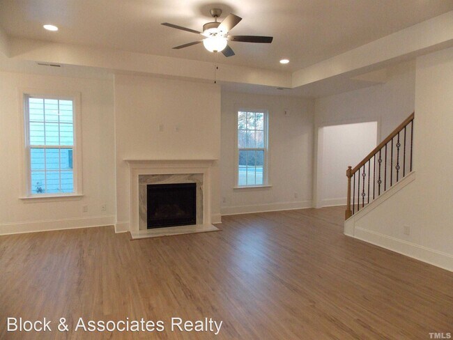 Building Photo - 5 br, 3 bath House - 2940 Thurman Dairy Loop