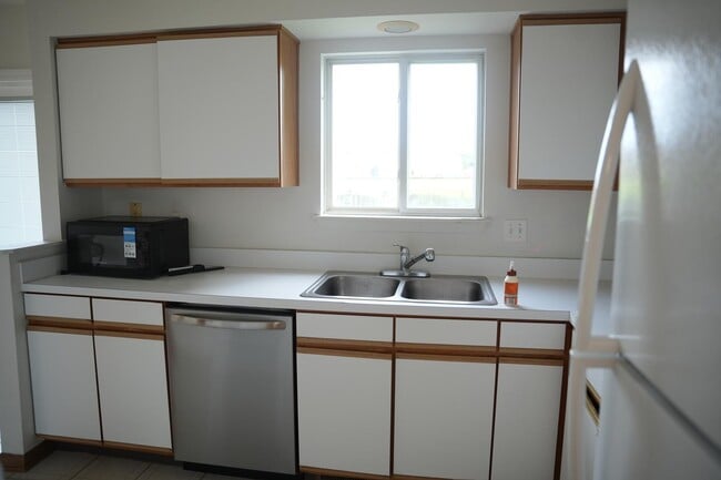 Foto del edificio - 22115 Pasadena Ln
